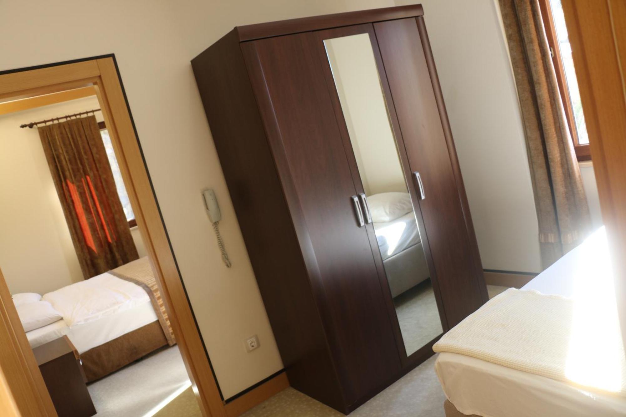 Hotel Lazlakar Sogutlu  Bagian luar foto
